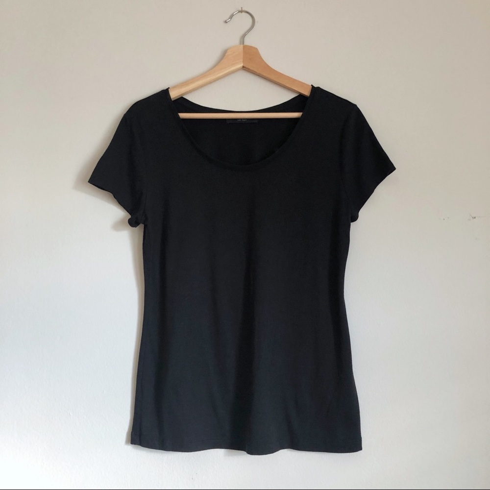 BANANA REPUBLIC Luxe Touch Scoop Neck Tee Medium